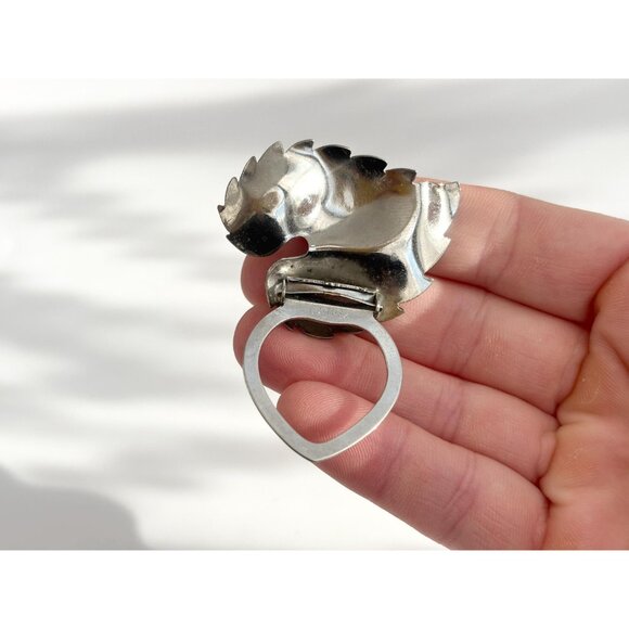 Lieba USA SIgned Silver Toned Leaf Shaped Hand Carved Scarf Clip / Sweater Clip - Picture 10 of 10